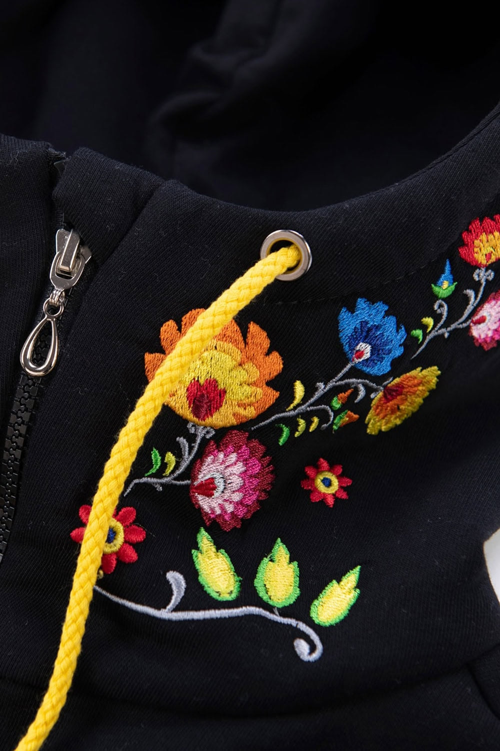OSTOJA ŁOWICZ | Coat-style sweatshirt with folk embroidery | Regular